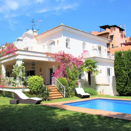 Villa East Luxury Family Rosa Estepona